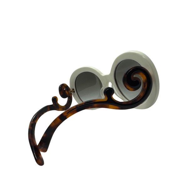 PRADA Sunglasses 😎 - Picture 11 of 17